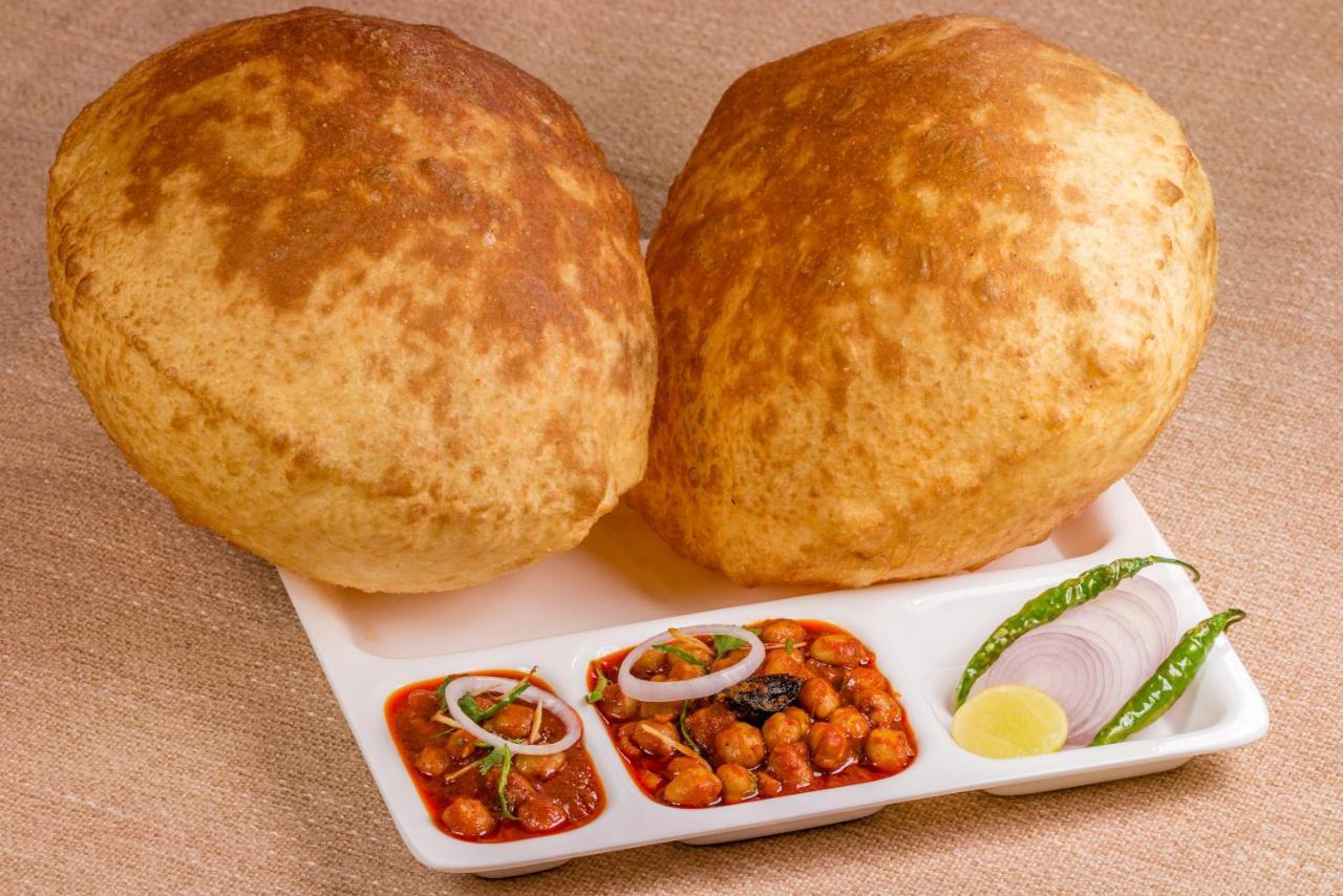 Oyo 49672 Hotel Galaxy Moradabad Luaran gambar